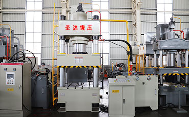 500噸三梁四柱液壓機(jī)多重？