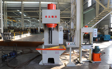 200噸單臂液壓機(jī)多少錢？